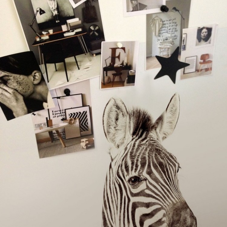 Magnetic wallpaper Zebra by Groovy Magnets