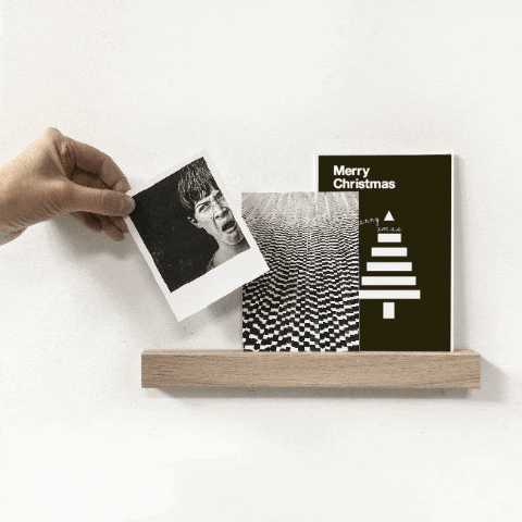 Magnetisches Wandbrett aus Holz - für Postkarten, Fotos,.. - Groovy Magnets