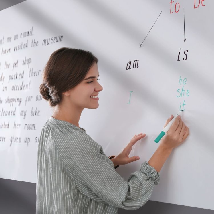 Matt whiteboard magnetic wallpaper; powerful for magnets, 100% erasable by Groovy magnets