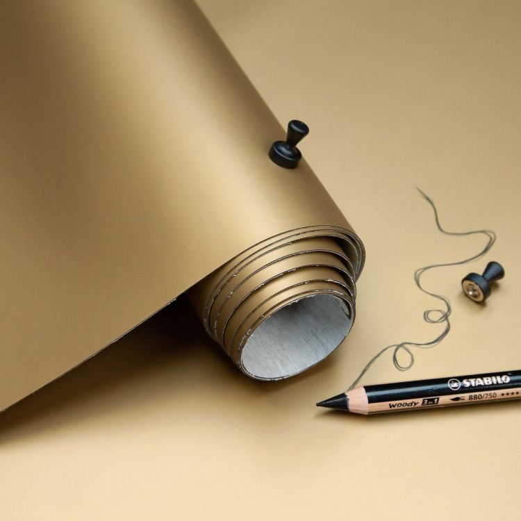 Papier peint magnétique doré de Groovy Magnets : pour aimants et écriture