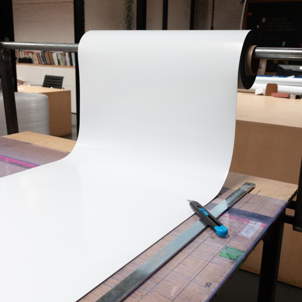 Custom cut magnetic stickers for interiors in a range of colours. Easy to apply.