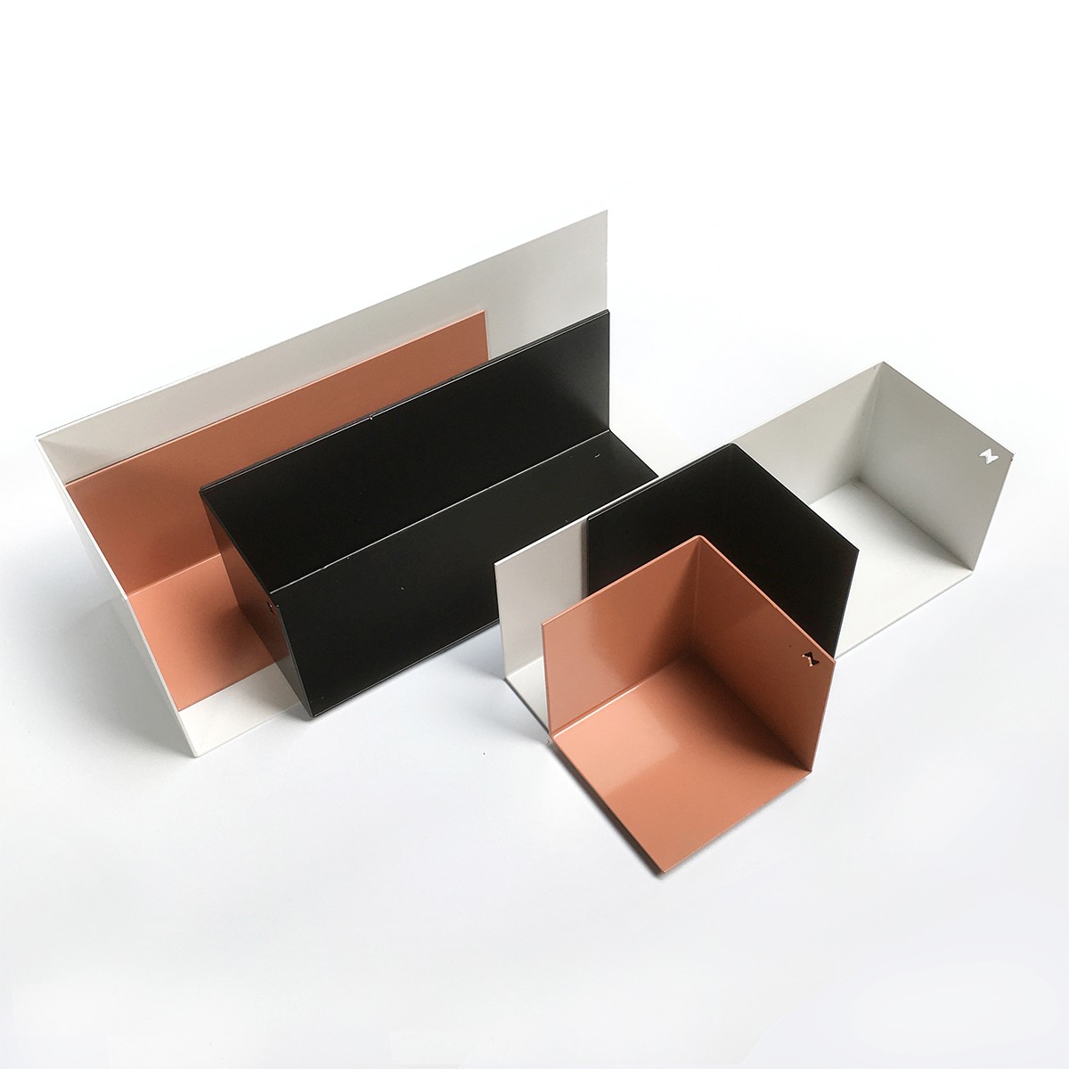 Groovy Magnets étagère magnétique en acier / noire - 3 formats