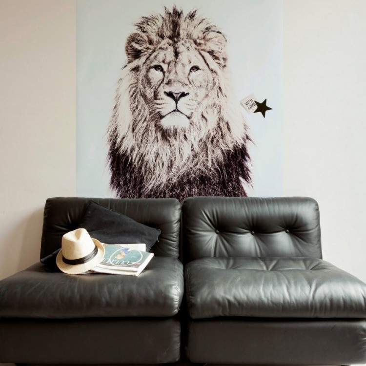 Magnetic wallpaper Lion by Groovy Magnets
