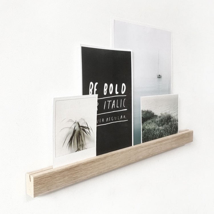 Magnetic wooden shelf outlet - for post cards, photos,.. - Groovy Magnets