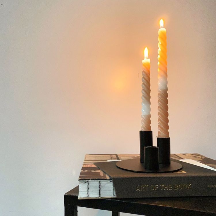 Magnetic candle holder / black by Groovy Magnets