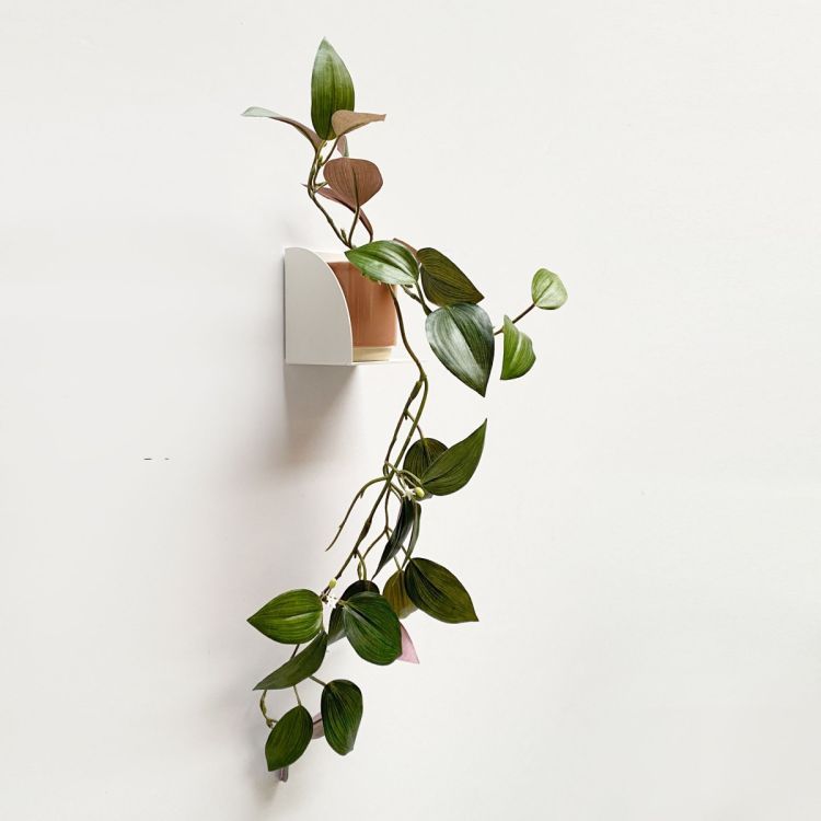 Groovy Magnets stainless steel magnetic shelf / black. No drill holes on ferrous undergrounds.