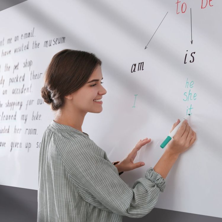 SILKY projecteerbaar whiteboard magneetbehang Groovy magnets: whiteboard muur in je bedrijf