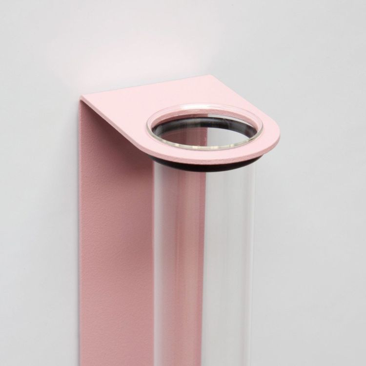 Magnet flower vase from Groovy Magnets 