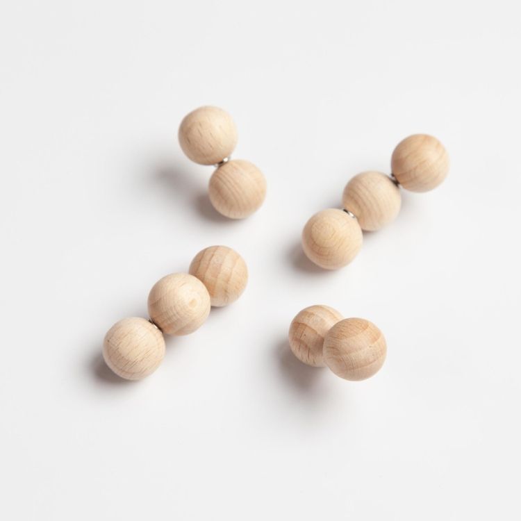 Woorden magnetic balls from Groovy magnets 